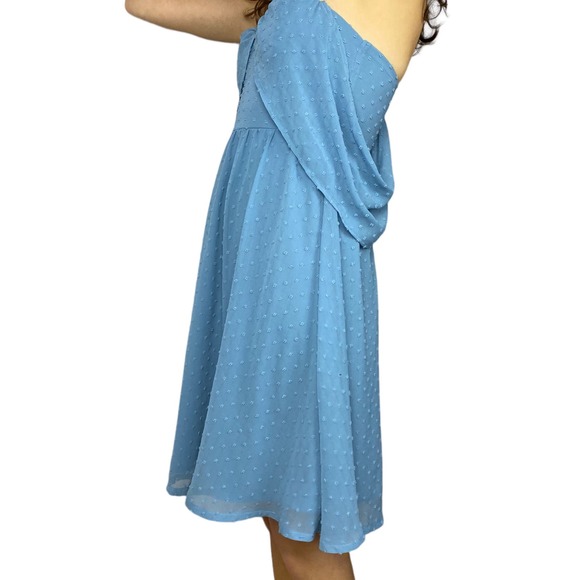 Lulu's Light Blue chiffon Off the Shoulder Knee Length Dress Medium - Picture 2 of 10